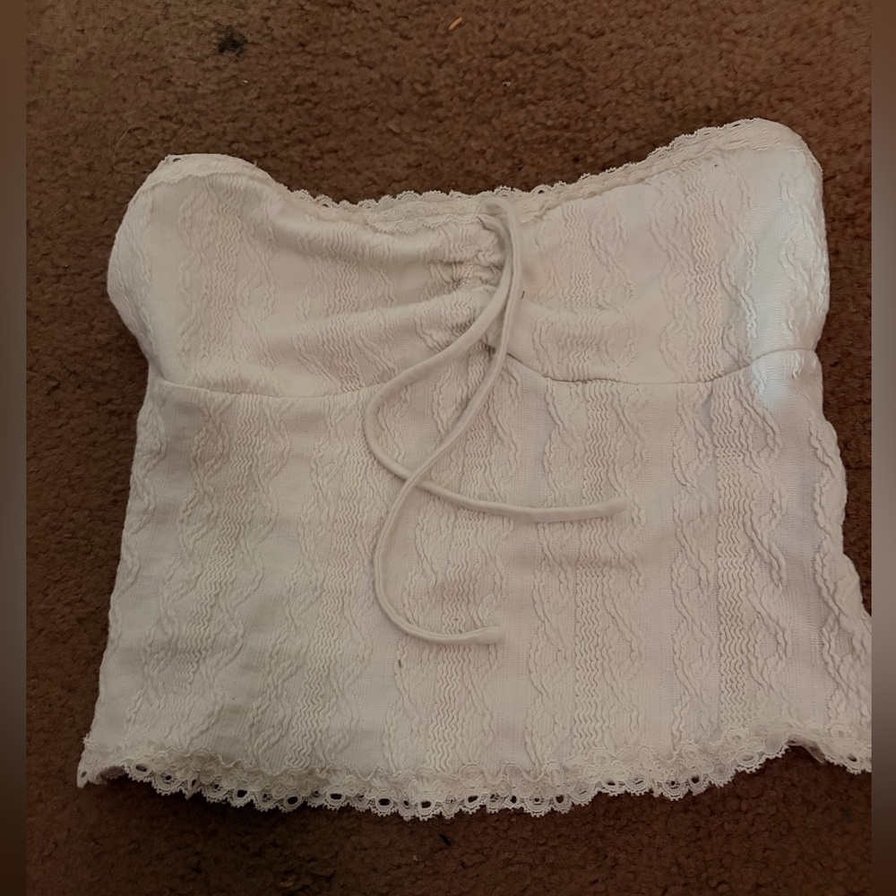 Aeropostale White Lace Strapless Crop Top